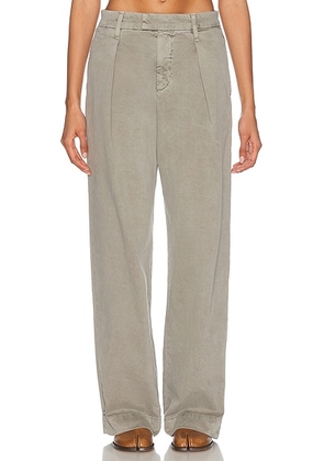 SLVRLAKE Wide Pleat Chino Pant in Washed Sage - Sage. Size 30 (also in 25, 28).