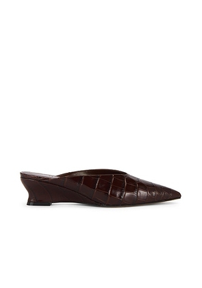 LE MONDE BÉRYL Victoria Micro Wedge Mule in Coco Brown - Brown. Size 38 (also in 37, 38.5, 39.5, 40).