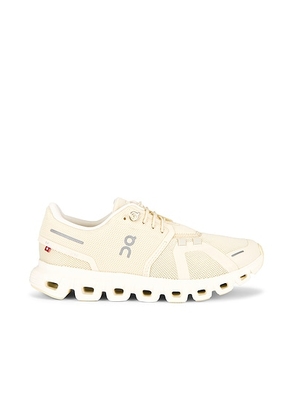 On Cloud 6 Sneaker in Castor & Ivory - Lemon. Size 6.5 (also in 6, 7.5, 9.5).