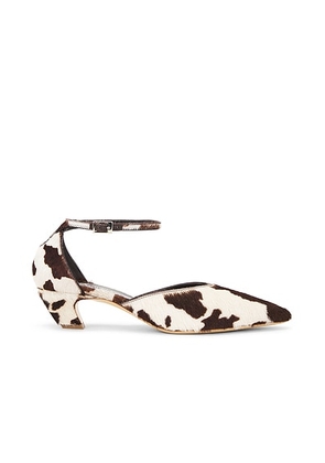 LE MONDE BÃRYL Victoria Kitten Heel in Cow - White. Size 36.5 (also in 37, 37.5, 38, 38.5, 39, 39.5, 40).