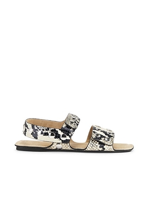 KHAITE Boden Flat Sandal in Natural - Neutral. Size 37 (also in 36, 37.5, 39, 39.5, 41).