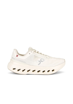 On Cloudsurfer Next Sneaker in Dew - Beige. Size 5 (also in 10, 8.5, 9, 9.5).