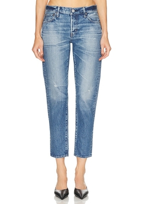 Moussy Vintage Wrentham Tapered Jeans in Blue - Navy. Size 24 (also in 25, 27, 28, 29, 30, 31, 32).