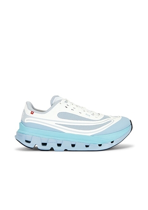 On X Ikon Cloudflow 5 Ad Sneaker in Hail & White - White. Size 5.5 (also in 10, 6, 6.5, 7, 7.5, 8, 8.5, 9, 9.5).