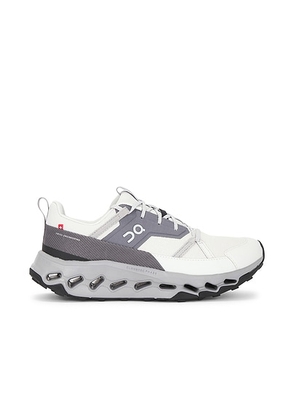 On Cloudhorizon Sneaker in Wolf & Alloy - Grey. Size 11.5 (also in 10, 12, 12.5, 13).
