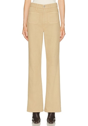 MOTHER High Waisted Patch Pocket Bookie Sneak Jeans in The Devil May Care - Tan. Size 25 (also in 24, 26, 27, 28, 29, 30, 31, 32, 33, 34).