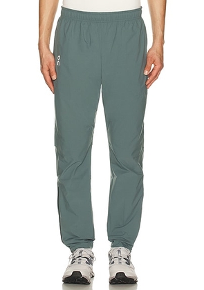 On Core Pants in Olive - Green. Size M (also in L, XL/1X).