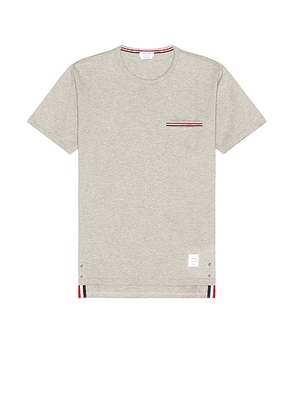 Thom Browne Jersey Cotton Short Sleeve Pocket Tee in Light Grey - Grey. Size 1 (also in 2).