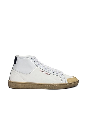Saint Laurent SL 39 Sneakers in Off White & Blanc Optique - White. Size 41 (also in 40).