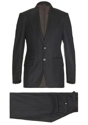 TOM FORD Chalk Stripe Shelton Suit in Dark Grey - Grey. Size 48 (also in 46).