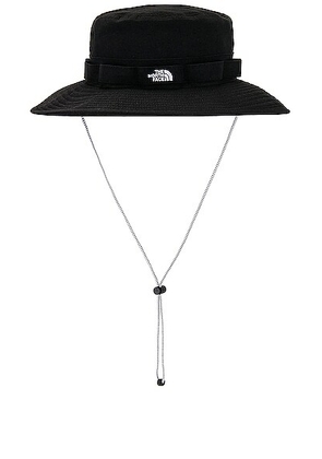 The North Face Class V Brimmer in Black - Black. Size S/M (also in L/XL).