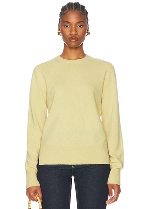 Toteme Crew Neck Cashmere Knit Sweater in Soft Yellow - Yellow. Size M (also in ).