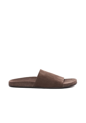 The Row Hugh Slide in Lacquer Brown - Brown. Size 40 (also in 35, 41).