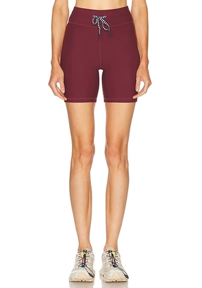 THE UPSIDE Trail 6 Spin Biker Short in Bordeaux - Burgundy. Size S (also in ).