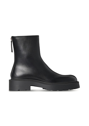 The Row Nobilis Fast Boot in Black - Black. Size 38.5 (also in 40).