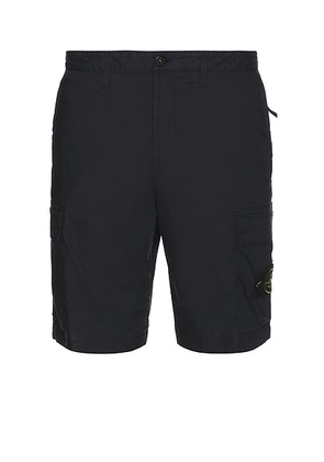 Stone Island Bermuda Cargo Shorts in Navy Blue - Navy. Size 30 (also in 33).