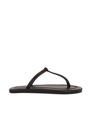 St. Agni T Slide Sandal in Coffee - Chocolate. Size 38 (also in 37, 40).