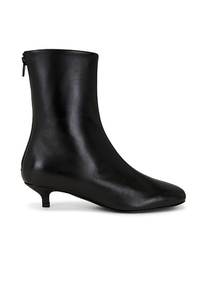 Toteme Day Nappa Ankle Boots in Black - Black. Size 37 (also in 38, 39, 40, 41).