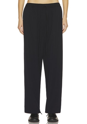 The Row Orieno Pant in Dark Navy - Navy. Size 2 (also in 0, 4, 6).