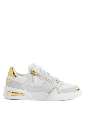 Giuseppe Zanotti GZ-GHOST