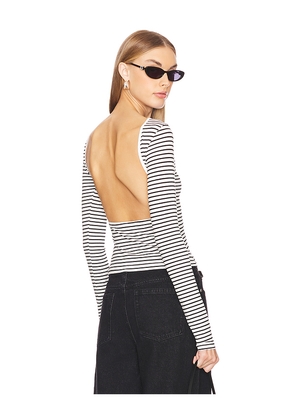 ALL THE WAYS Skyler Top in Black,White. Size M. Also in L, XL.