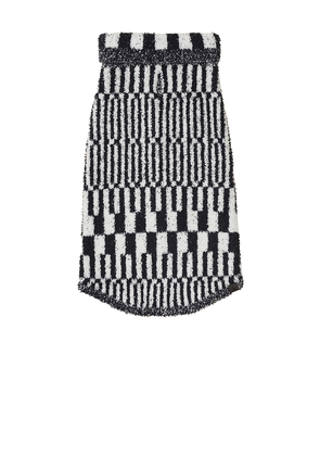Barefoot Dreams CozyChic Abstract Check Pet Sweater in Black,White. Size XXL. Also in XL.