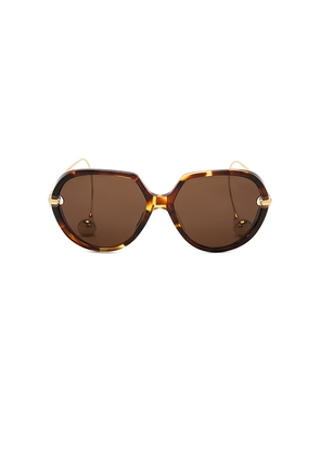 Bottega Veneta Drop Sunglasses in Brown.