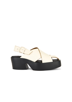 Camper Billie Sandal in White. Size 37. Also in 36, 38, 39, 40, 41.