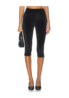Azeeza Shreya Velvet Capri in Black. Size S. Also in L, XS.