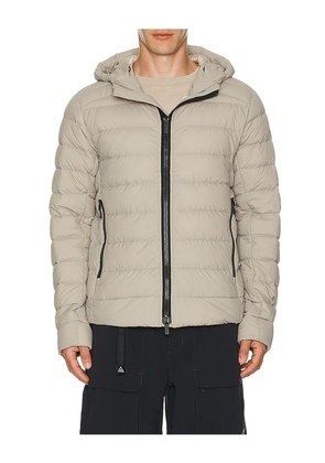 Canada Goose Crofton Hoody Enduraluxe in Brown. Size S. Also in L, XL/1X, XXL/2X.