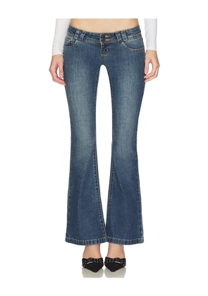 Abrand 00 Kick Bootcut Jeans in Blue. Size 26. Also in 27, 28, 30, 31, 32.