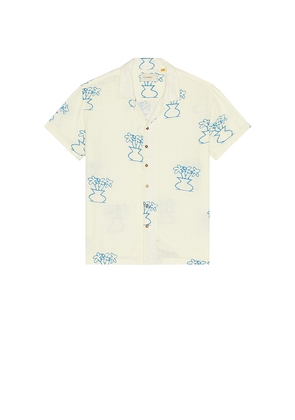 Critical Slide Mellow Resort Shirt in White. Size M. Also in S.