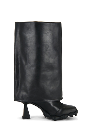 Dirt Folded Range Boot in Black. Size 37. Also in 36, 38, 40.