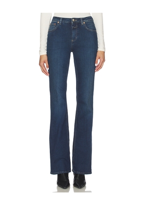 CLOSED Jovanna Bootcut Jeans in Blue. Size 24. Also in 23, 25, 26, 27, 28, 29, 30, 31, 33, 34.