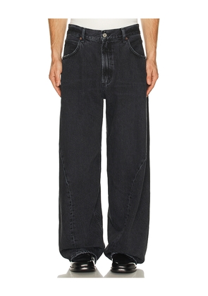 AGOLDE Twist Jean in Black. Size 29. Also in 30, 31, 32, 33, 34, 36, 28.