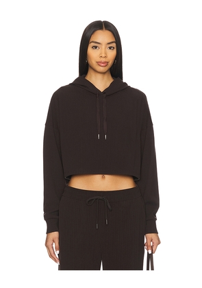 Beyond Yoga Breathe Easy Ribbed Cropped Hoodie in Brown. Size M. Also in S, XS, L, XL.