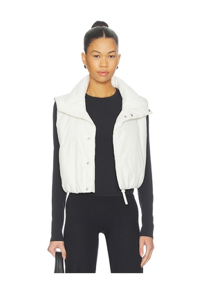 Beyond Yoga Warm Up Puffer Vest in White. Size M. Also in S, XS, L, XL.