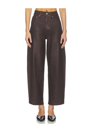 DL1961 Miro High Rise Barrel Jeans in Chocolate. Size 24. Also in 23, 25, 26, 27, 30, 32.