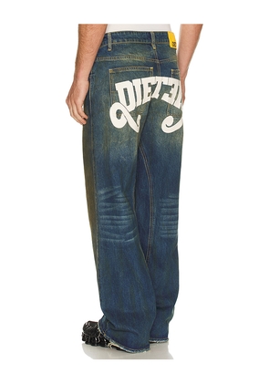 Diet Starts Monday Reverso Diet Denim Jeans in Blue. Size 32. Also in 30, 34, 36.