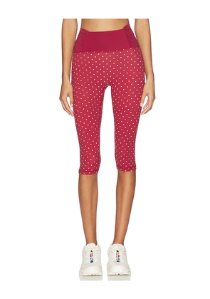 Astoria Capri Legging in Wine. Size M. Also in L, S, XL, XS.