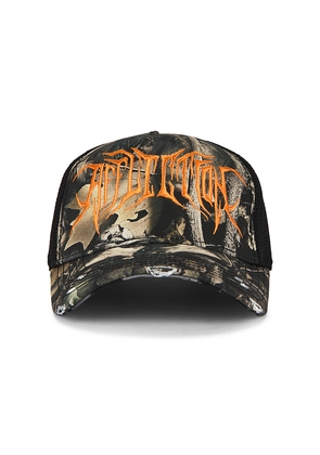 Affliction Skull Tree Camo Hat in Grey.