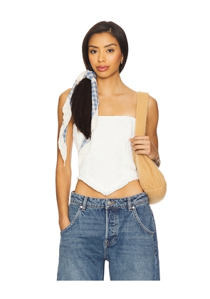 HEARTLOOM Carla Top in White. Size M. Also in L, XL.