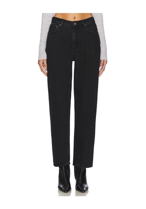 GRLFRND Eva Relaxed 90's Jeans in Black. Size 24. Also in 23, 25, 26, 27, 28, 29, 31, 32.