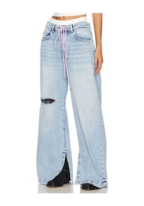 Icon Denim Gracy Wide Leg Jeans in Denim-Light. Size 27. Also in 26, 28.
