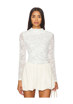 HEARTLOOM Fallon Top in White. Size S. Also in M.