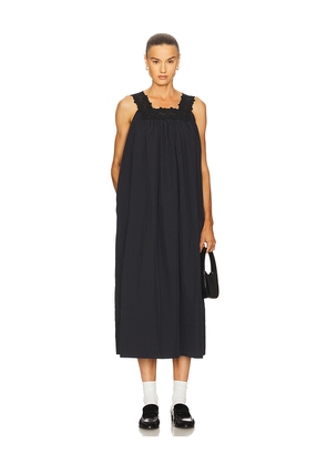 Helsa Midi Dress With Lace in Tech Poplin in Black. Size M. Also in XS, S, L, XL.