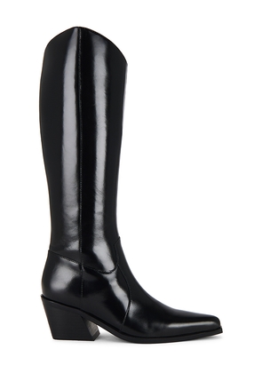 INTENTIONALLY BLANK Halo Boot in Black. Size 6. Also in 8, 9.
