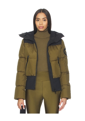 Goldbergh Village Ski Jacket in Olive. Size 34. Also in 40.