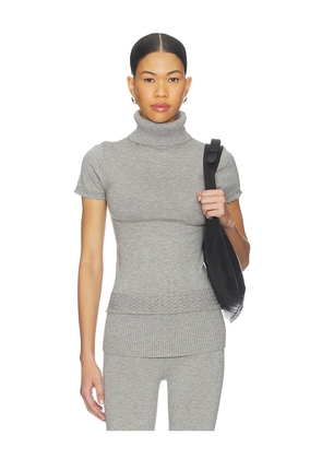 Frankies Bikinis Jasmine Cloud Knit Short Sleeve Turtleneck Top in Grey. Size L. Also in S, XXS, XS, M.