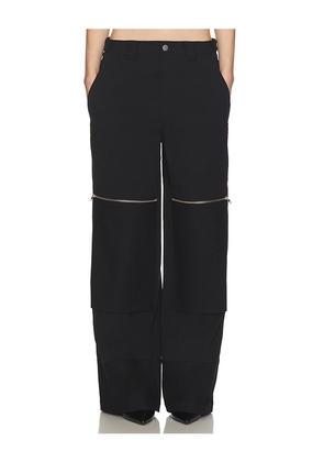 HAELO Flex Waist Zip Cargo Pant in Black. Size M. Also in L, S, XL, XS, XXS.